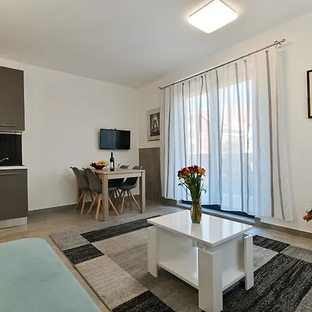 Sky Apartment *
